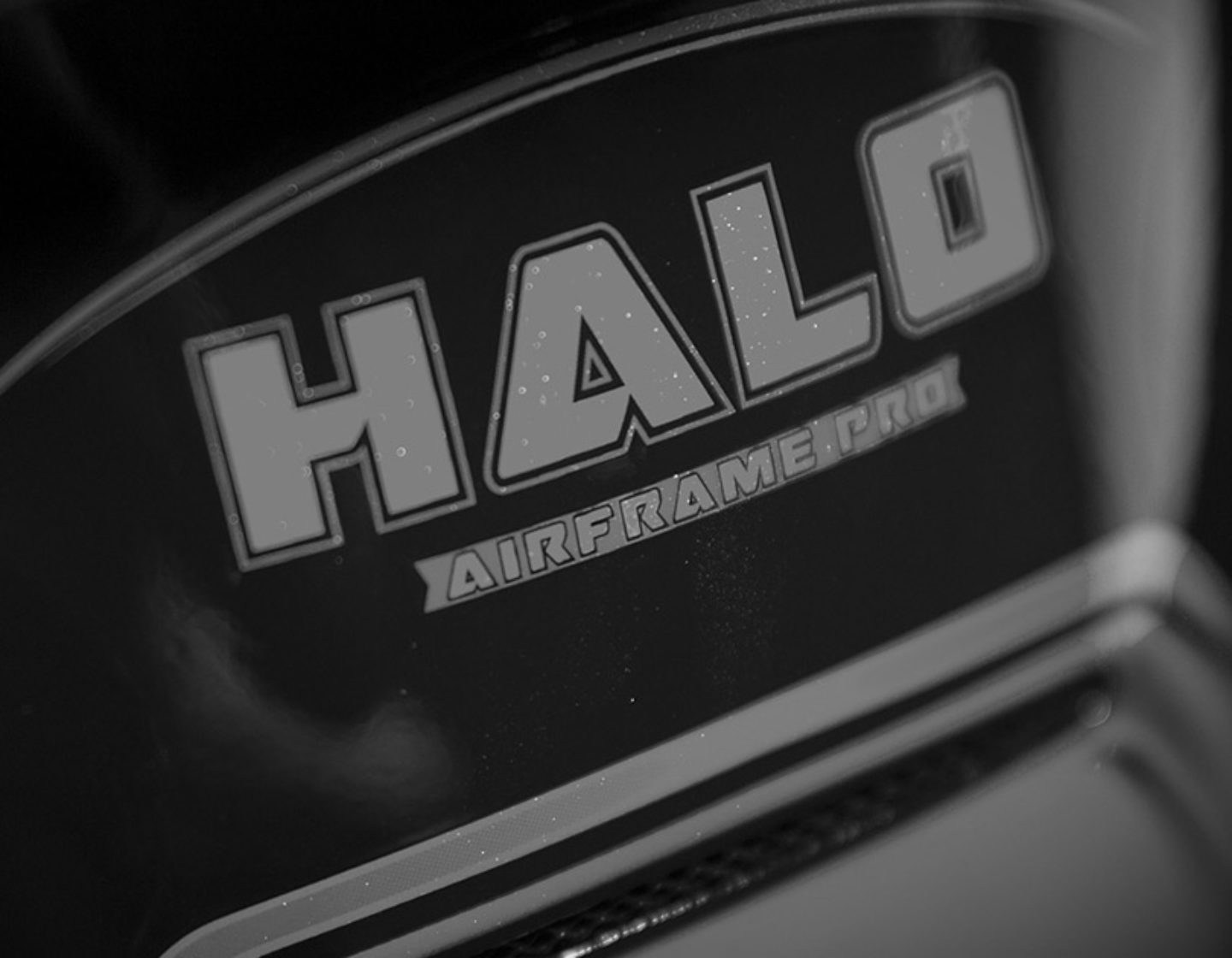 Icon Airframe Pro Halo шлем - черный